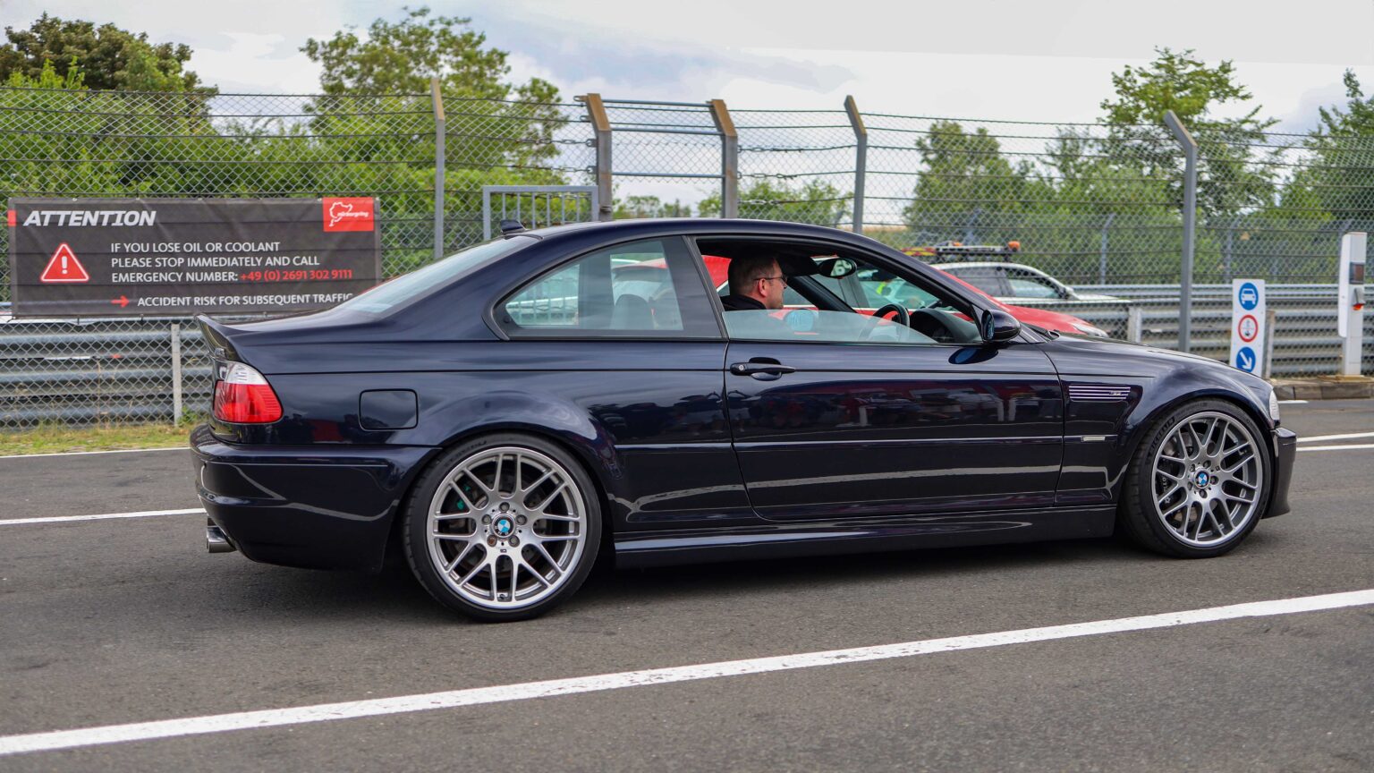 BMW-M3-E46-Coupe-entering-Nurburgring