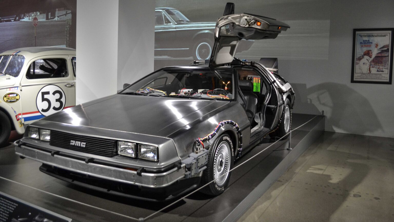 Delorean-DMC-12-at-Petersen-LA