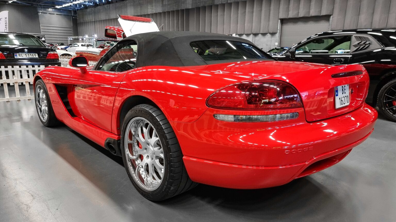Dodge-Viper-2004