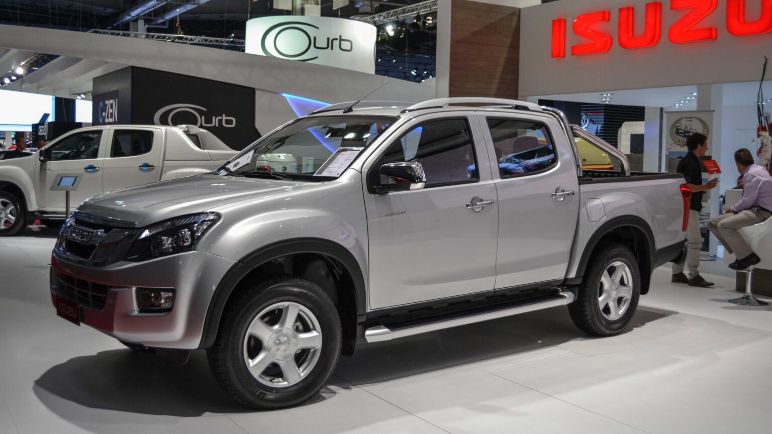 Isuzu-D-Max-silver