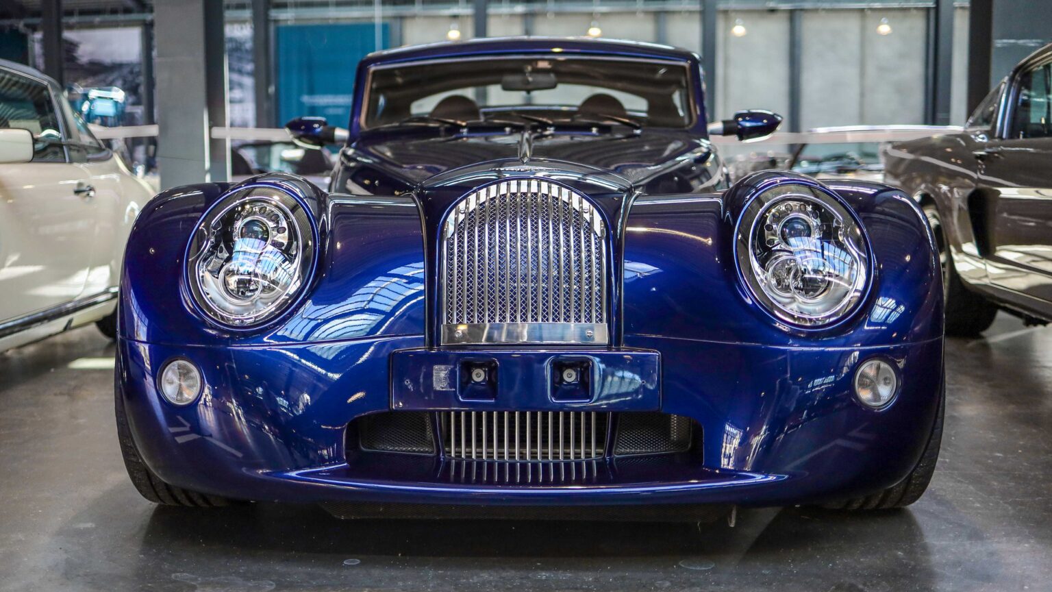 Morgan-Aeromax-blue-front