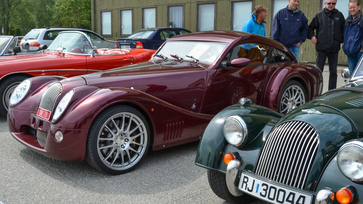 Morgan-Aeromax-maroon