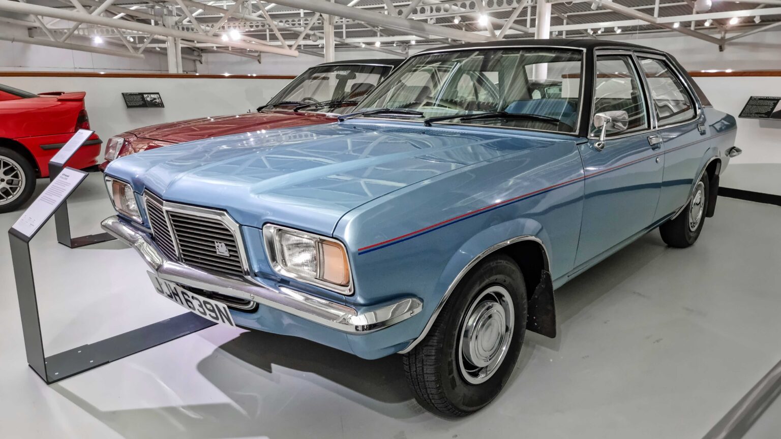 Vauxhall luxury sedan in front three-quarter view