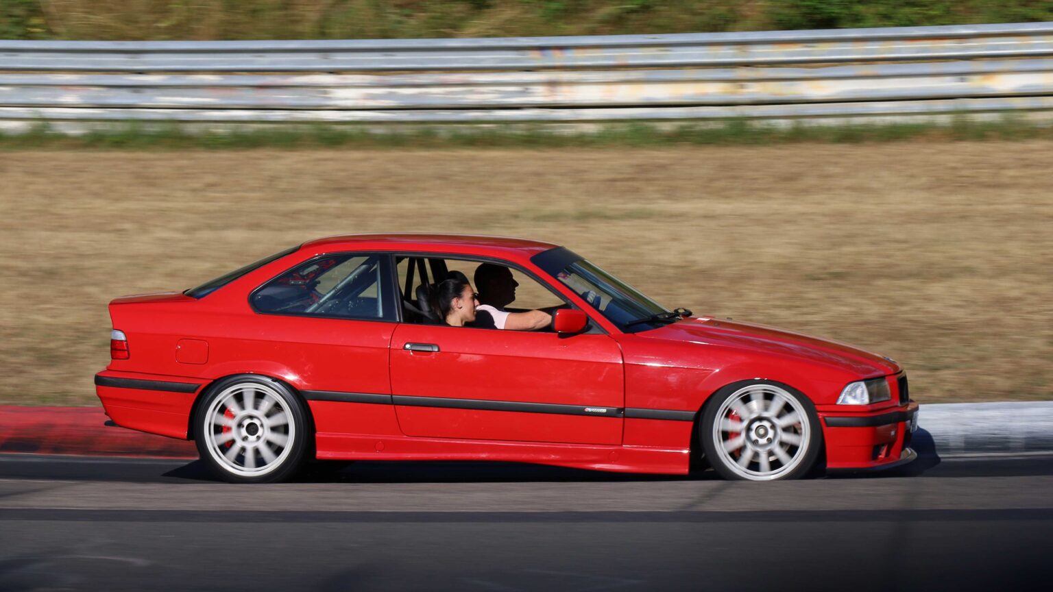 BMW-3-series-E36-Coupe-red