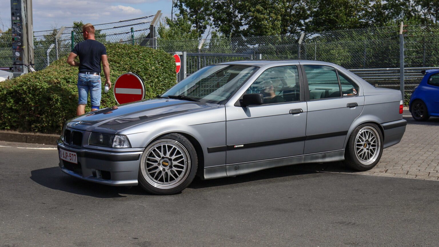BMW-3-series-E36-at-Nurburgring-exit
