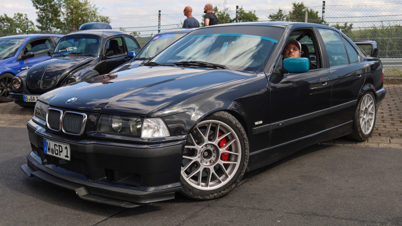 BMW-E36-at-Nurburgring-Parking