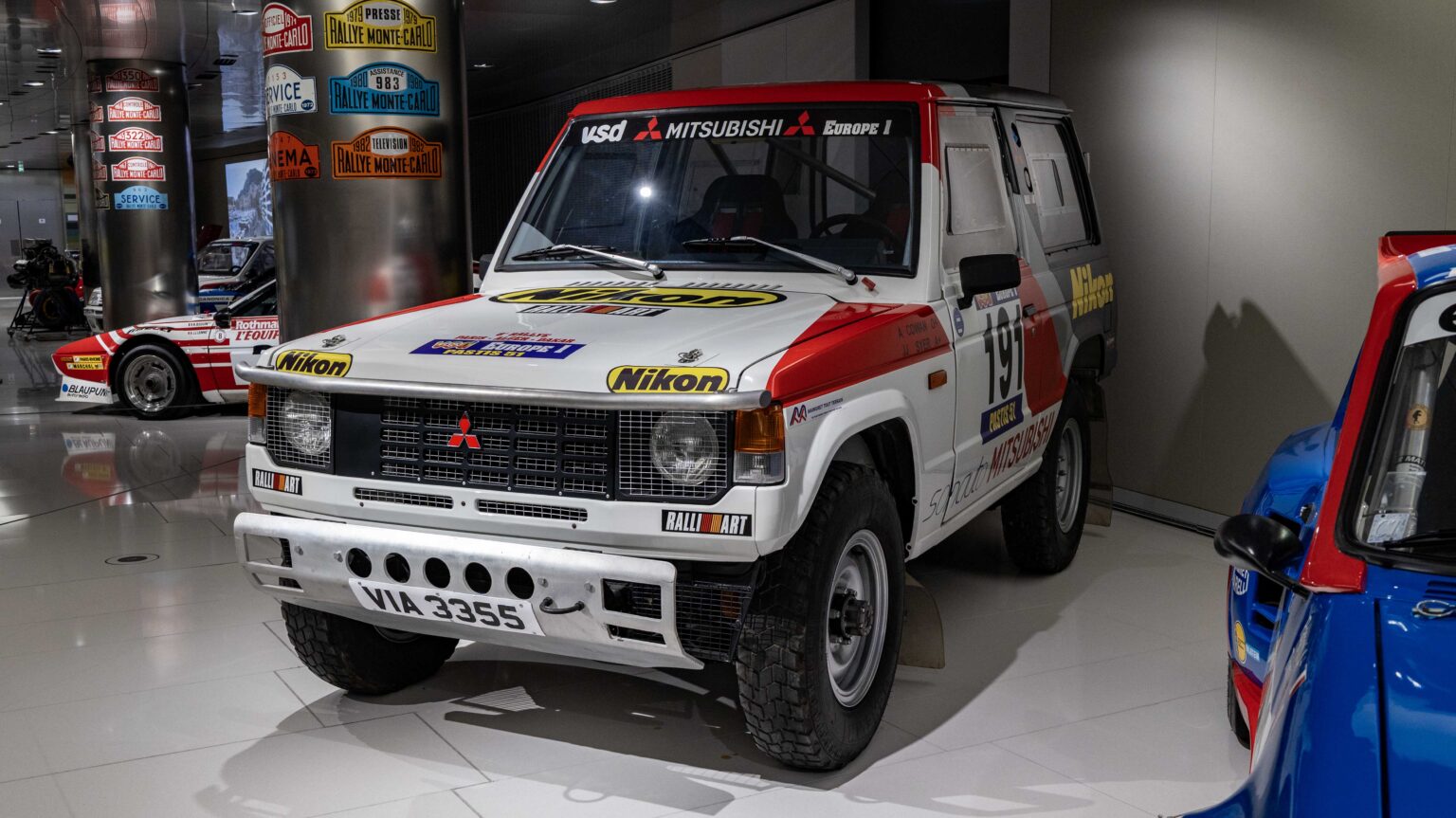 Mitsubishi-Pajero-rallycar