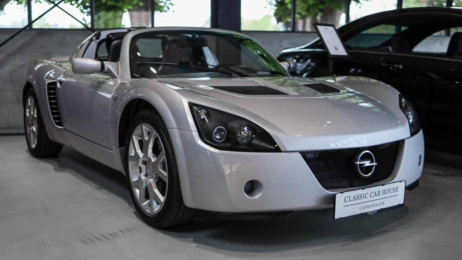 Opel-Speedster-silver