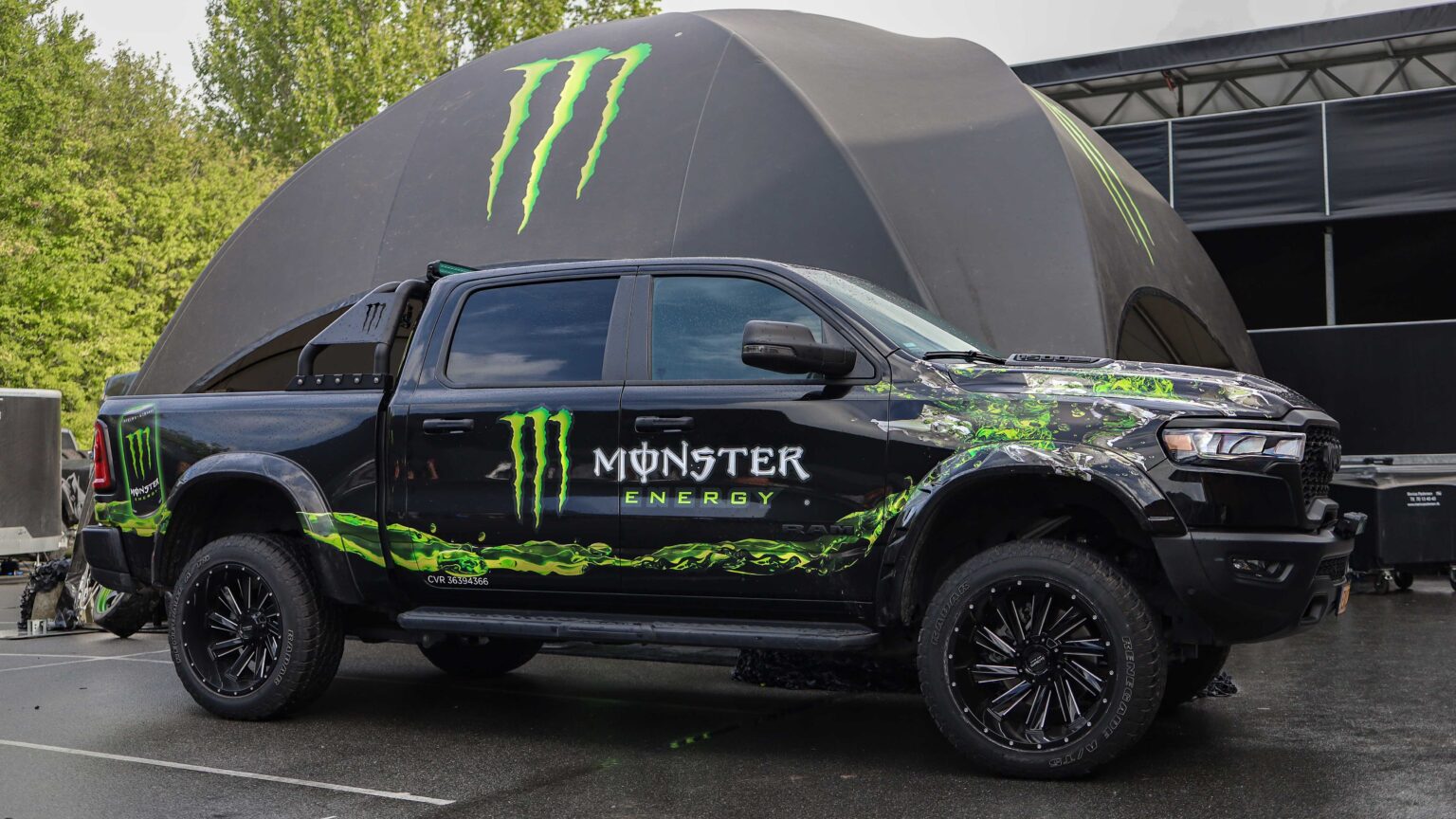 Ram-1500-by-Monster-energy-drinks