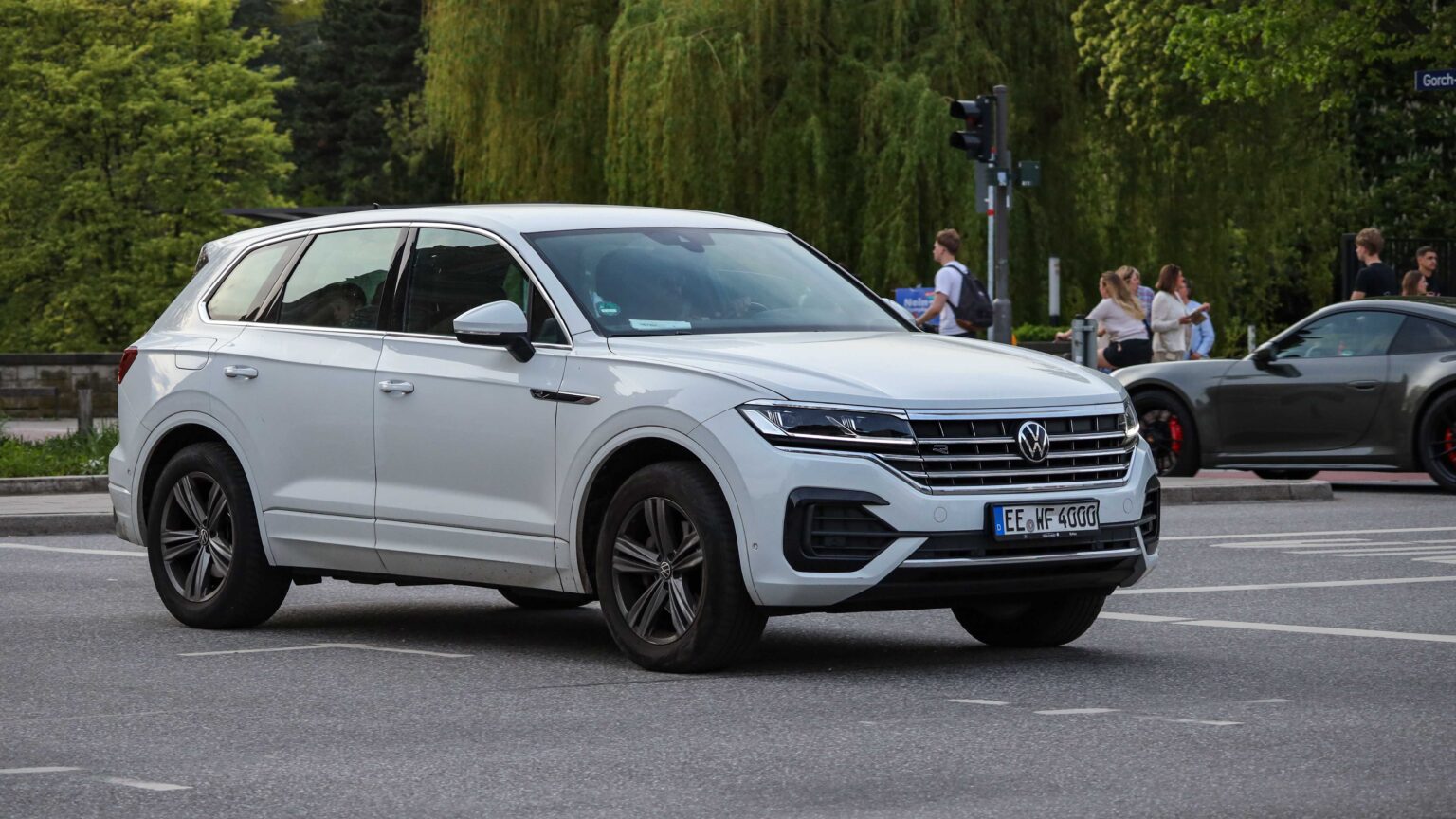 Volkswagen-Touareg-R